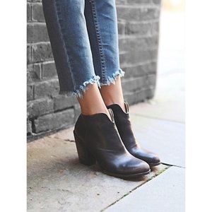Free People Jeffrey Campbell Deep V black Women’s